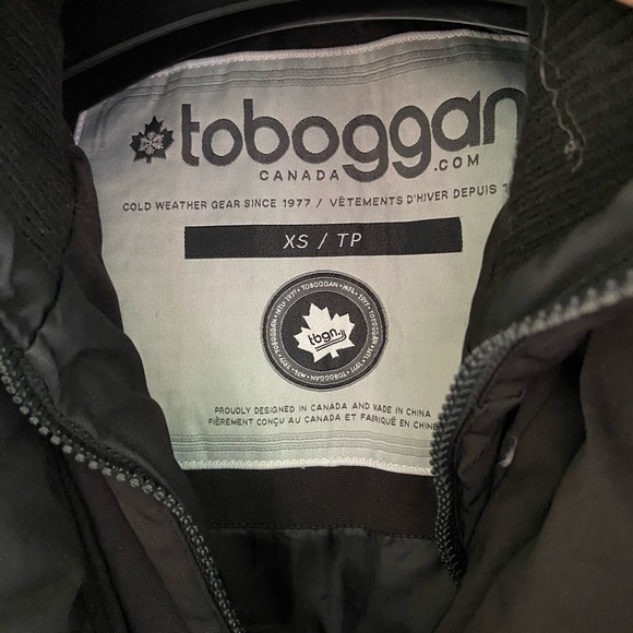 Winter Jacket / Manteau d’hiver - Picture 2 of 7